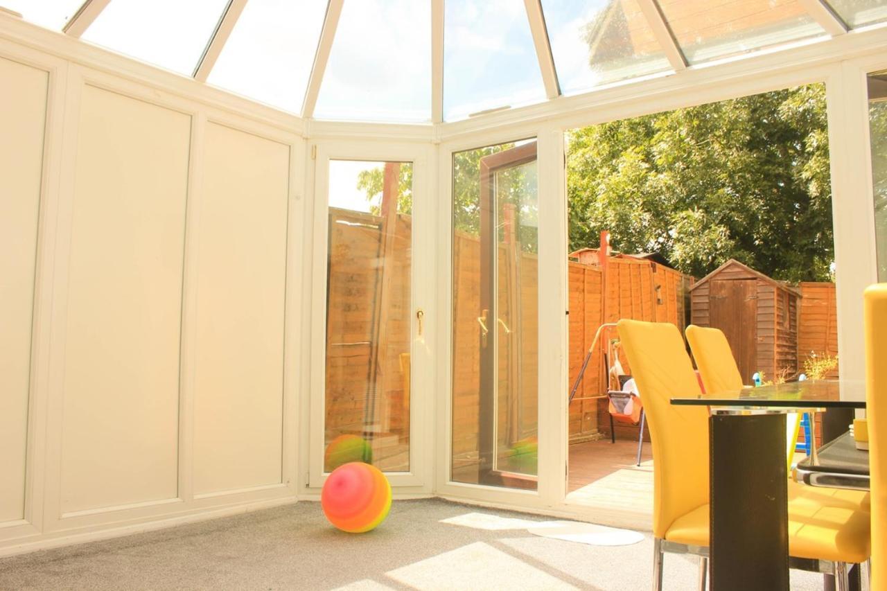 Yiewsley Welcome Home Twin Bedroom Near Heathrow Airport, London المظهر الخارجي الصورة